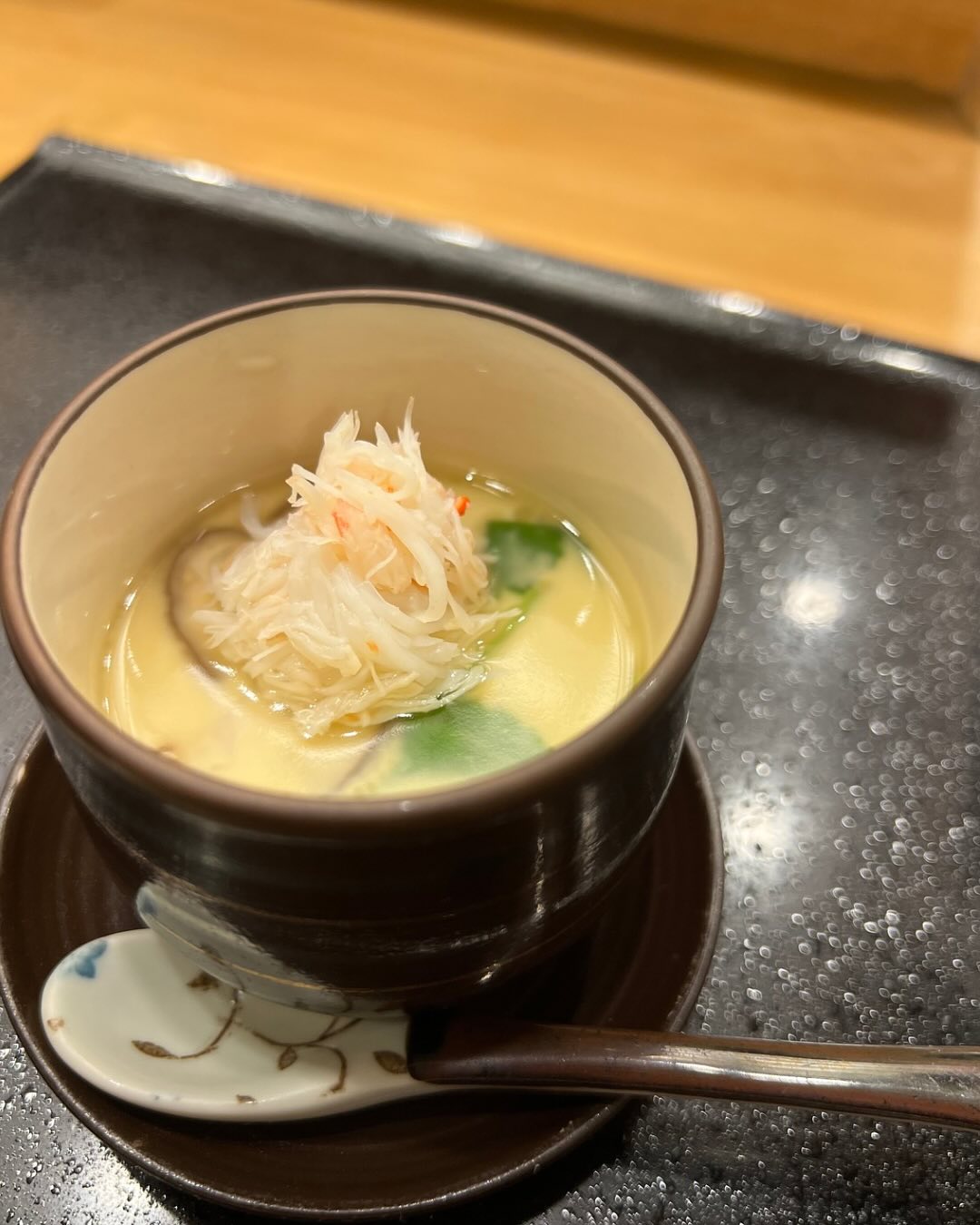蓋を外した茶碗蒸し